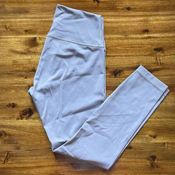 Lululemon Wunder Under Luxtreme Legging - Picture 2 of 6